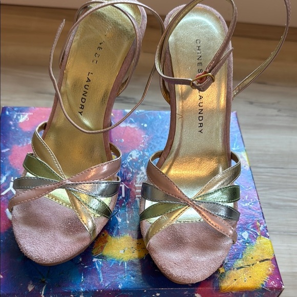 Chinese Laundry Shoes - Vintage Chinese Laundry Women's Pink, Pastel and Gold Strappy High Heels Size 8